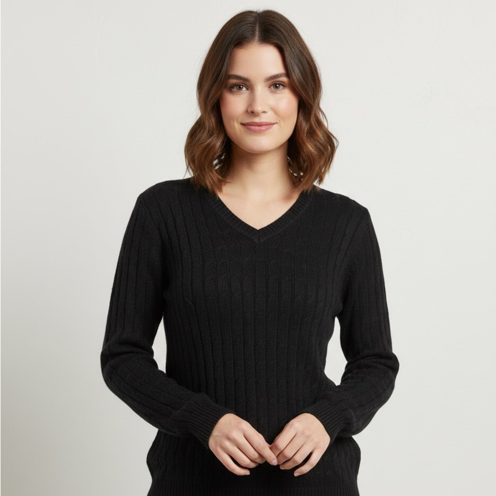 Diane Von Furstenberg Vintage Elegant Black Boat Neck Sweater subtle Cable Knit